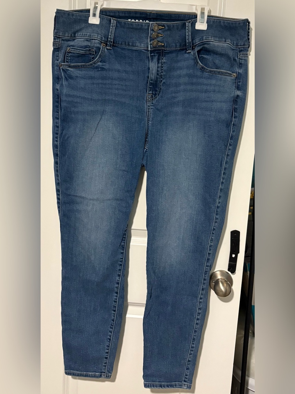Classic Women's Blue Denim Jeggings